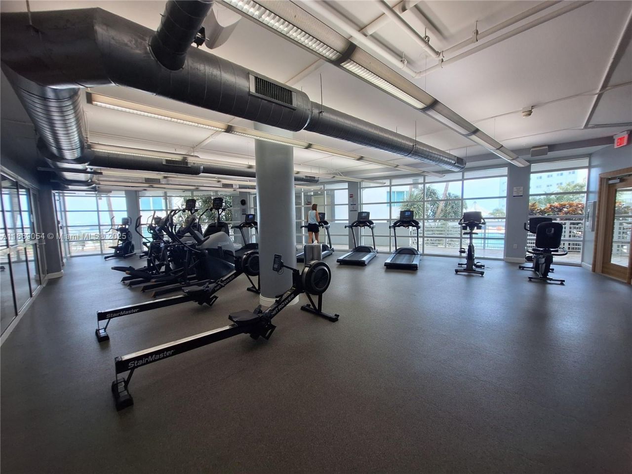 253 NE 2nd St, Unit 2606, Miami, FL 33132 Photo