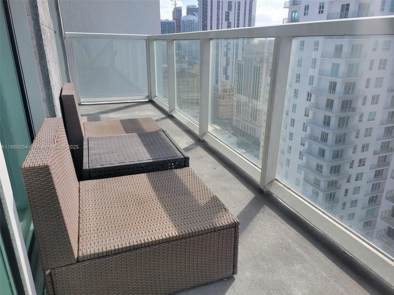 253 NE 2nd St, Unit 2606, Miami, FL 33132 Photo