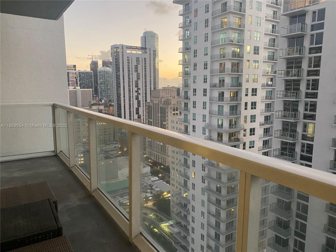 253 NE 2nd St, Unit 2606, Miami, FL 33132 Photo