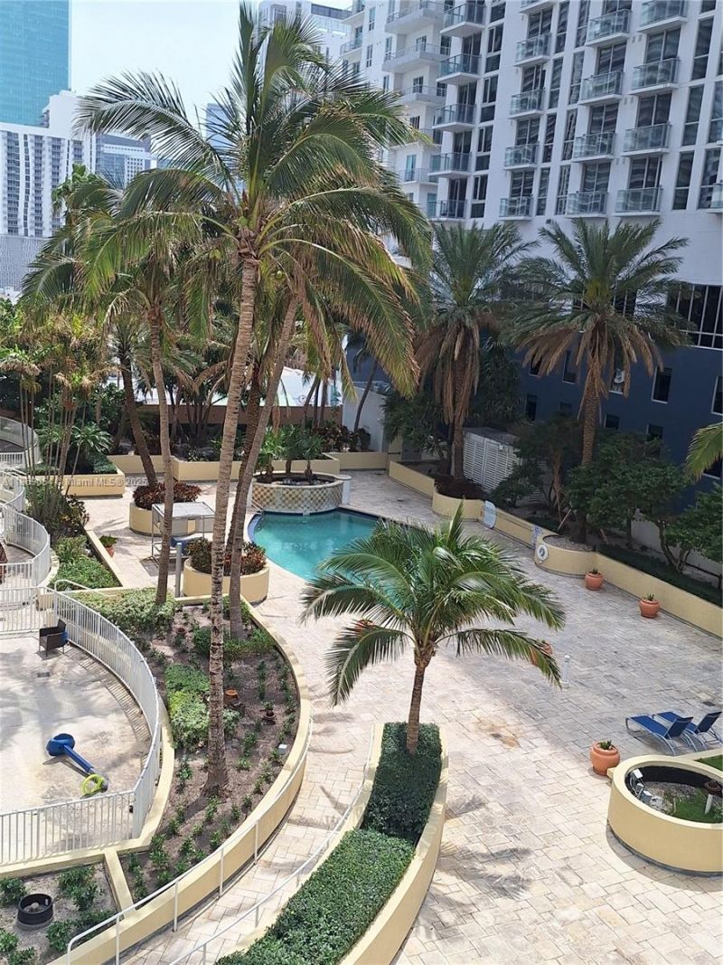 253 NE 2nd St, Unit 2606, Miami, FL 33132 Photo