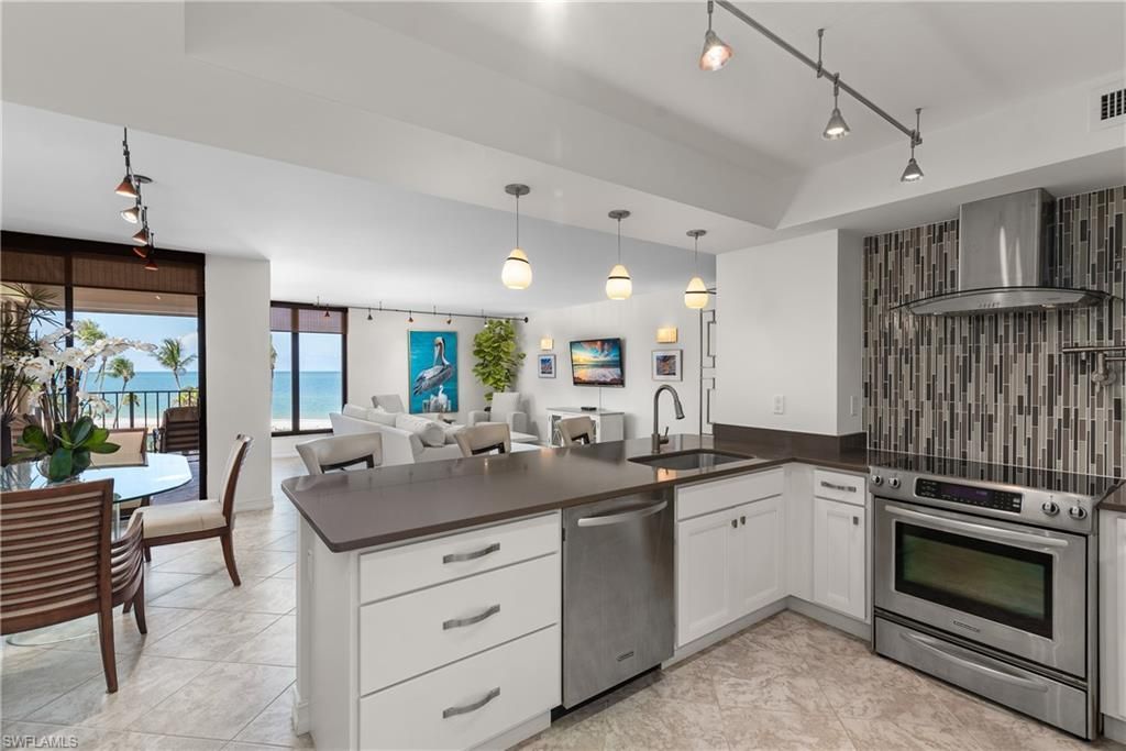 3115 Gulf Shore Blvd N, Unit 203S, Naples, FL 34103 Photo