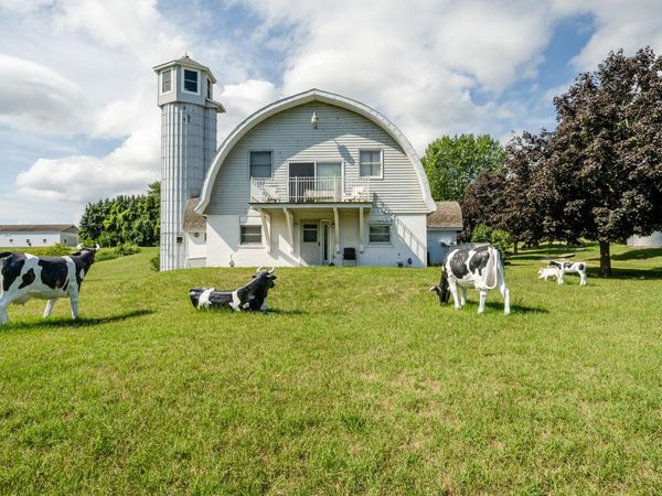 1955 Angling Road, Watervliet, MI 49098