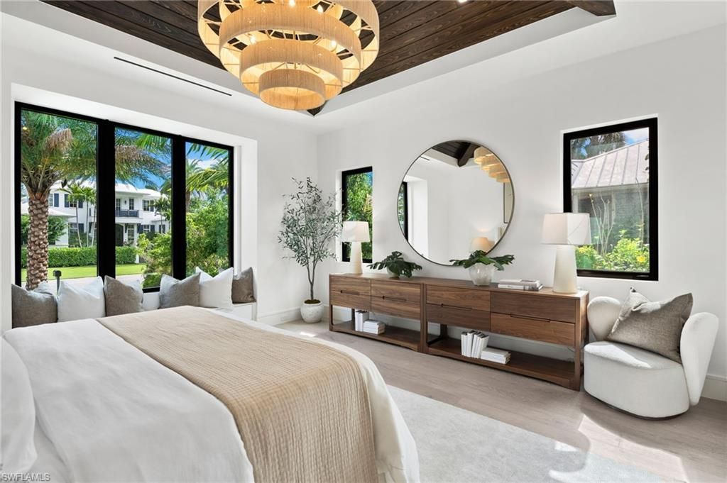 273 10th Ave S, Naples, FL 34102 Photo