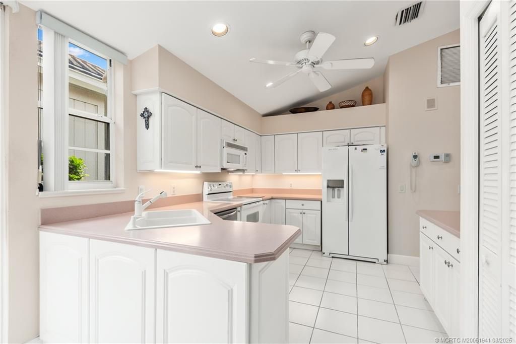 2201 NW Seagrass Drive, Palm City, FL 34990 Photo