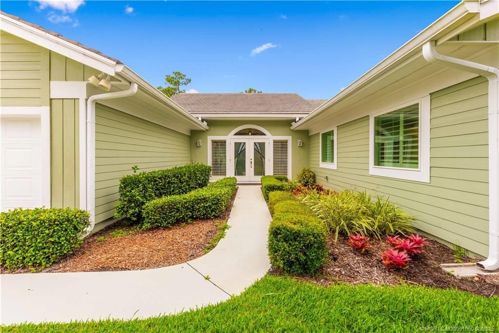 12813 NW Cinnamon Way, Palm City, FL 34990 Photo