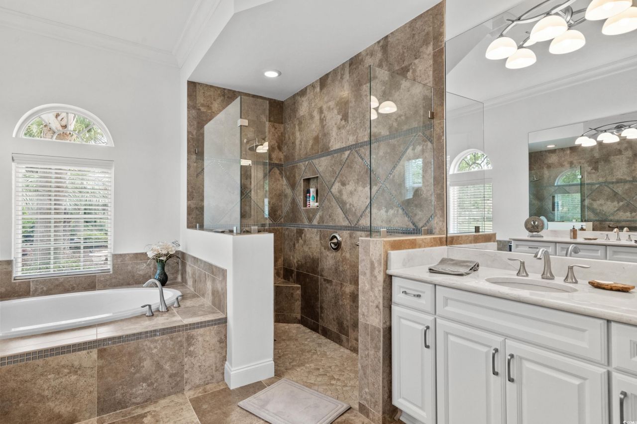 7268 Seville Dr. Photo 20