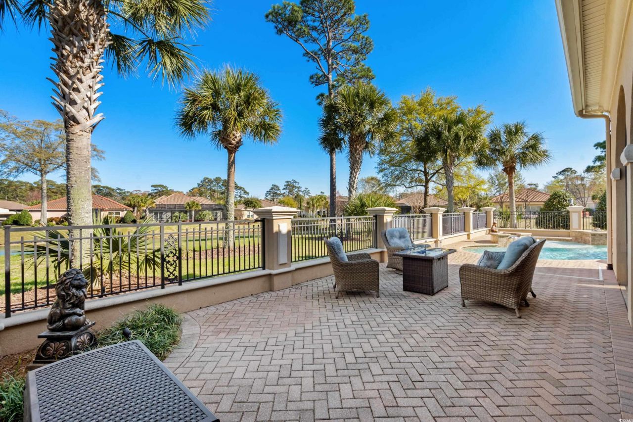 7268 Seville Dr. Photo 32