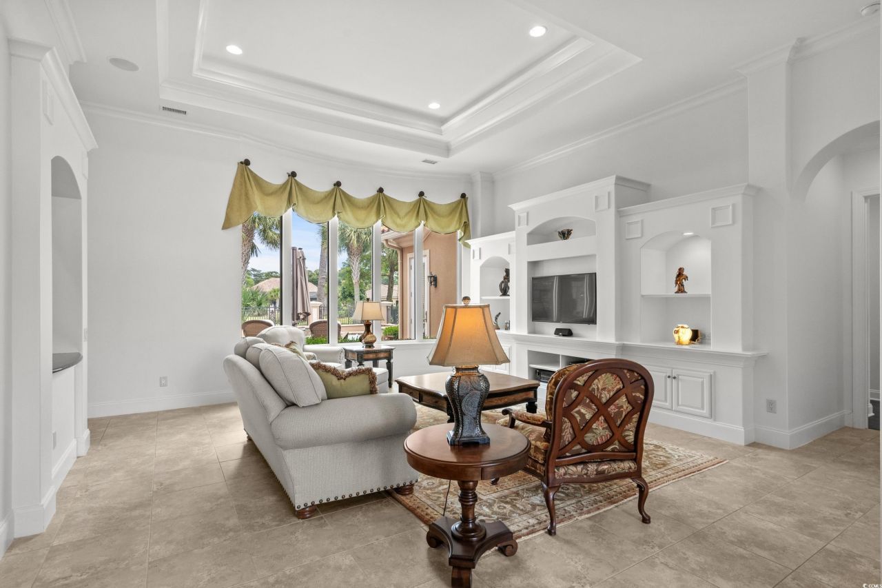 7268 Seville Dr. Photo 9