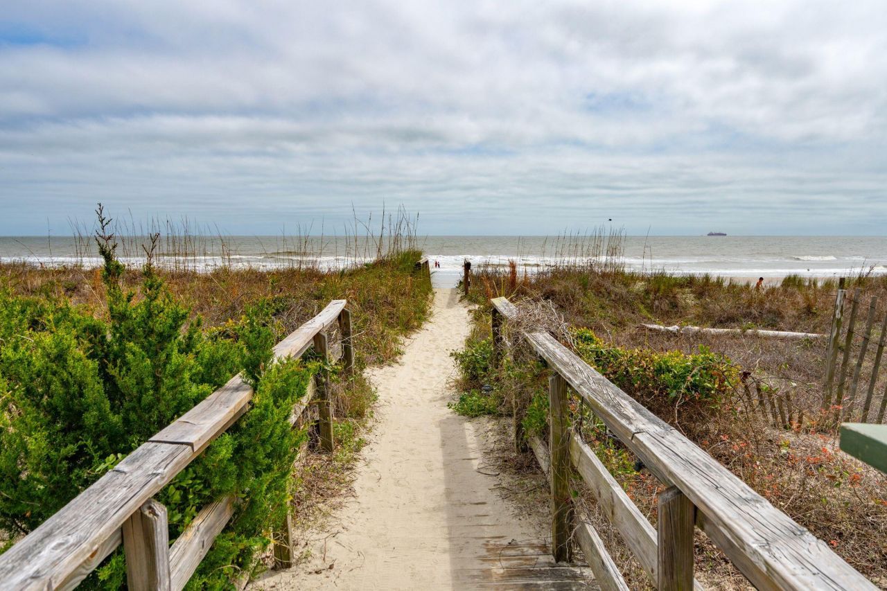 1400 Ocean Boulevard Photo 25