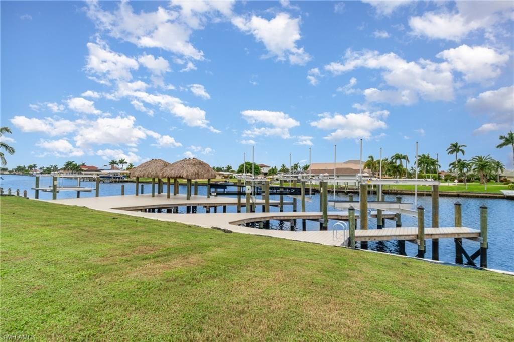 2208 SE 27th St, Cape Coral, FL 33904 Photo