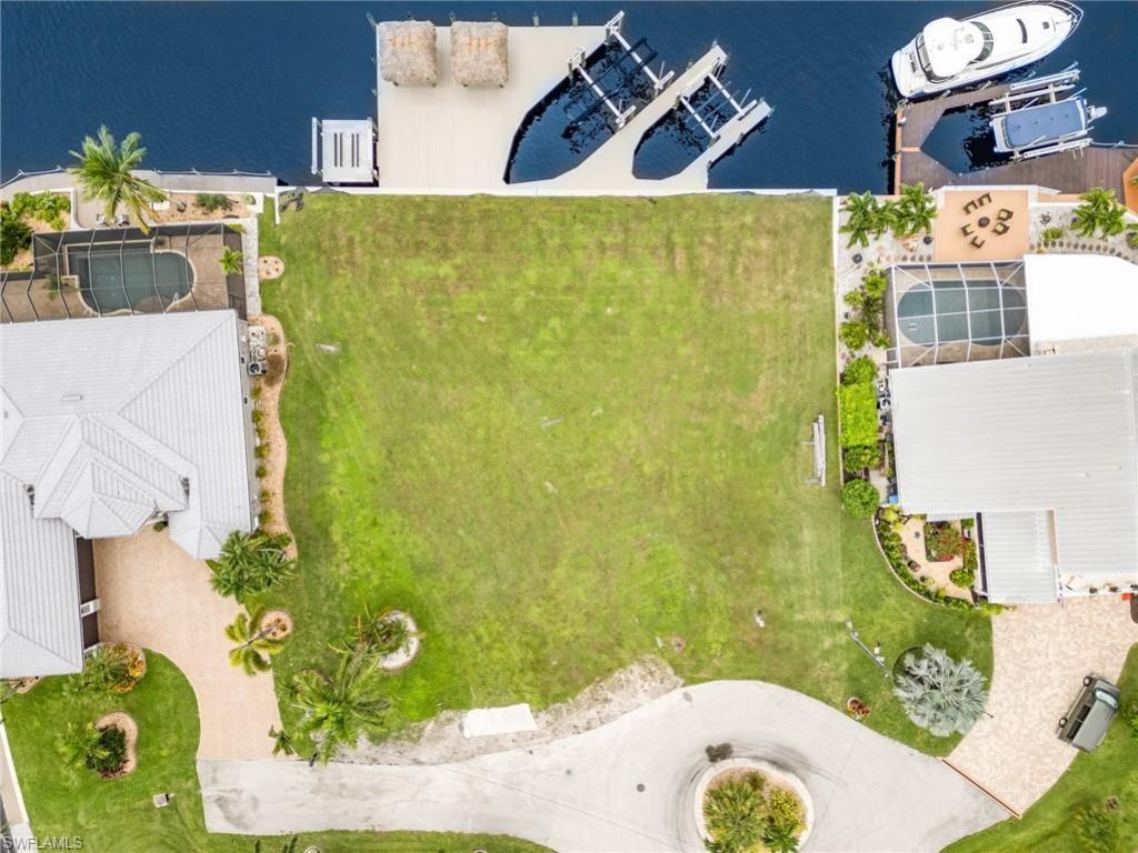 2208 SE 27th St, Cape Coral, FL 33904 Photo