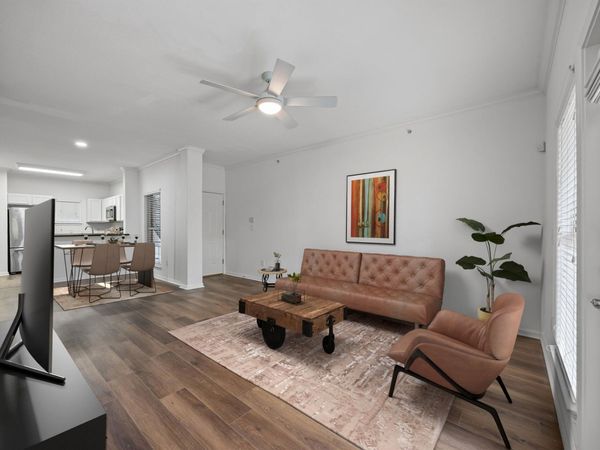 6810 Deatonhill DR, Unit 2101, Austin, TX 78745