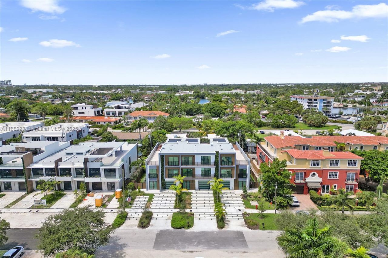 1825 NE 26th Ave, Unit C, Fort Lauderdale, FL 33305 Photo