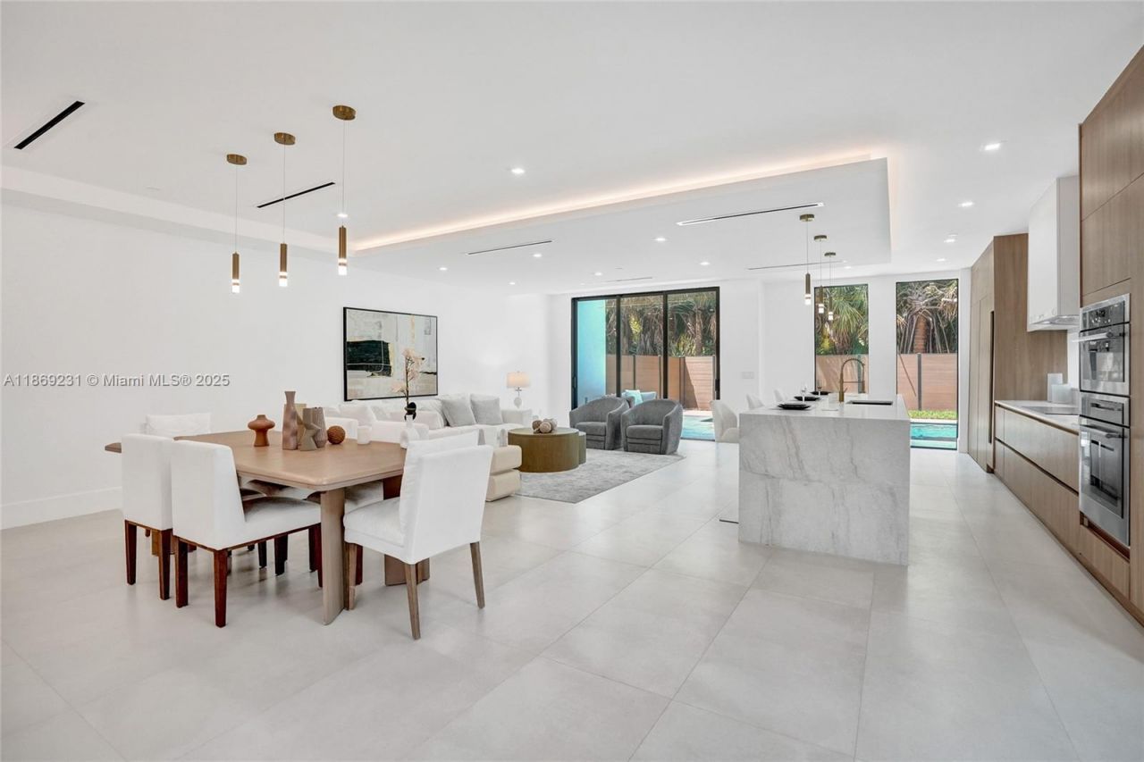 1825 NE 26th Ave, Unit C, Fort Lauderdale, FL 33305 Photo