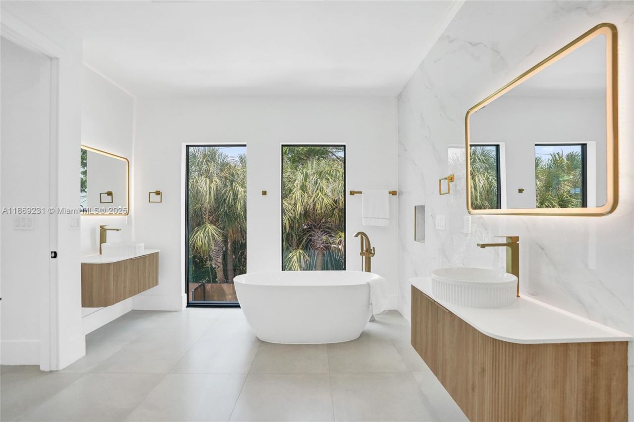 1825 NE 26th Ave, Unit C, Fort Lauderdale, FL 33305 Photo