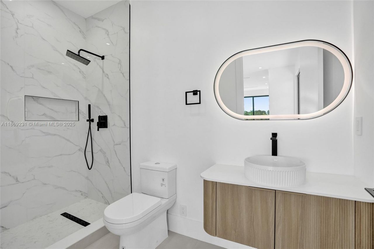 1825 NE 26th Ave, Unit C, Fort Lauderdale, FL 33305 Photo