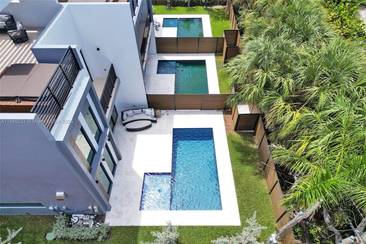 1825 NE 26th Ave, Unit C, Fort Lauderdale, FL 33305 Photo