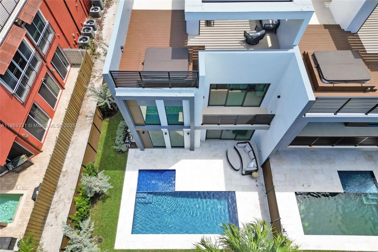 1825 NE 26th Ave, Unit C, Fort Lauderdale, FL 33305 Photo