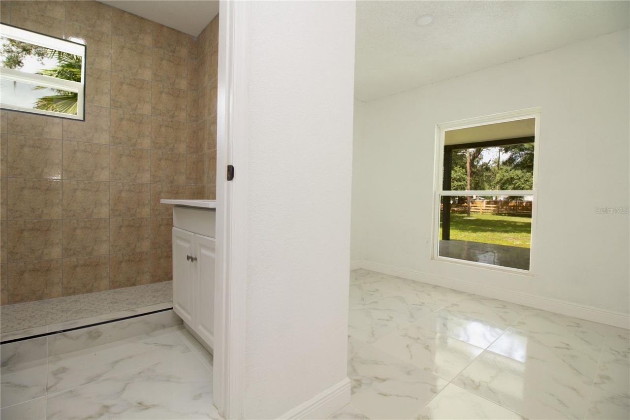 39912 Jerry Rd, Zephyrhills, FL 33540 Photo