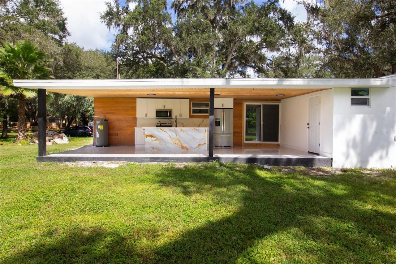 39912 Jerry Rd, Zephyrhills, FL 33540 Photo
