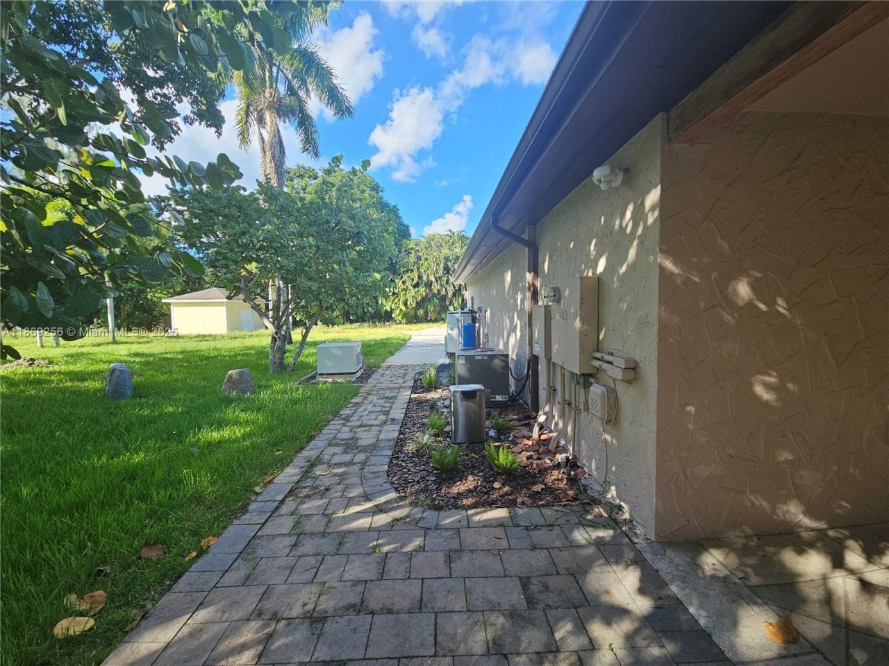 15101 SW 27th St, Davie, FL 33331 Photo