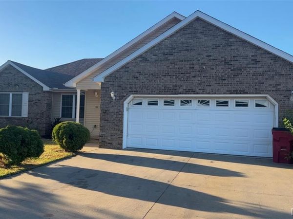 912 Plantation Boulevard, Sikeston, MO 63801