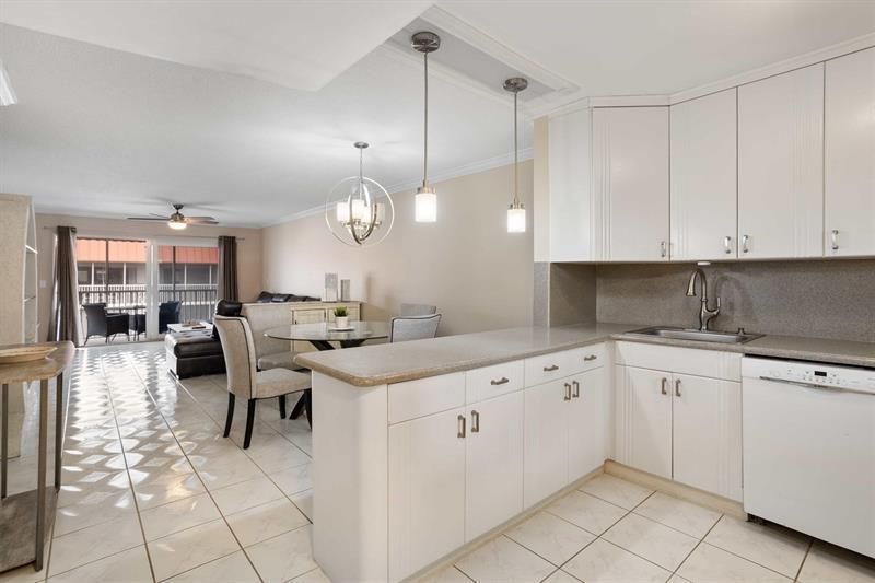 2097 S Ocean Drive, Unit 403, Hallandale Beach, FL 33009 Photo