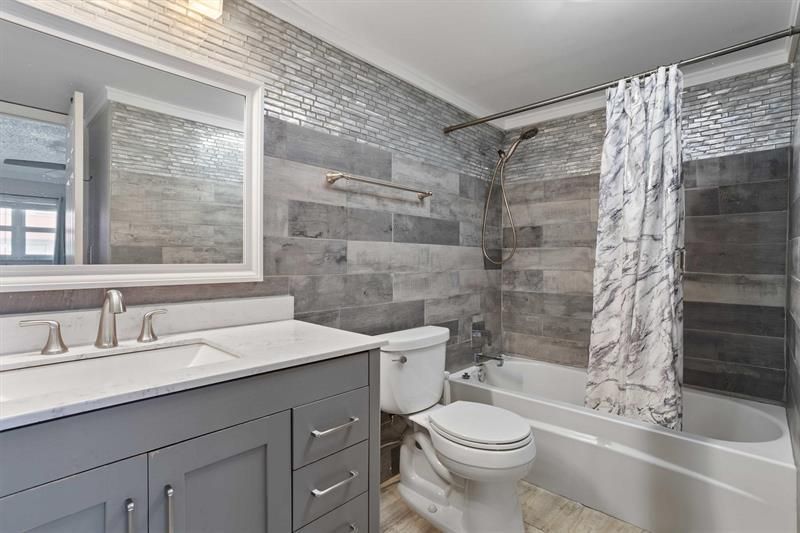 2097 S Ocean Drive, Unit 403, Hallandale Beach, FL 33009 Photo