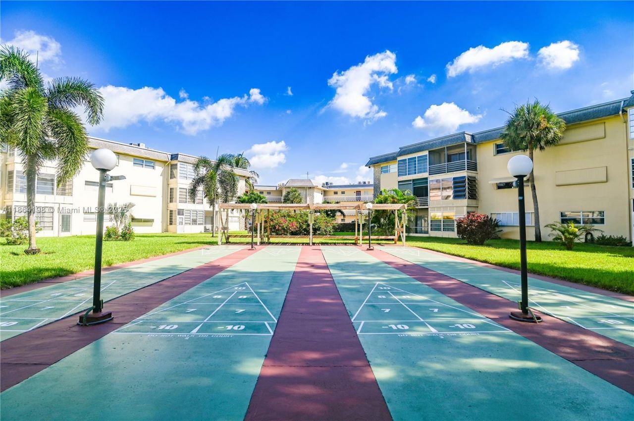 4441 NW 16th St, Unit J301, Lauderhill, FL 33313 Photo