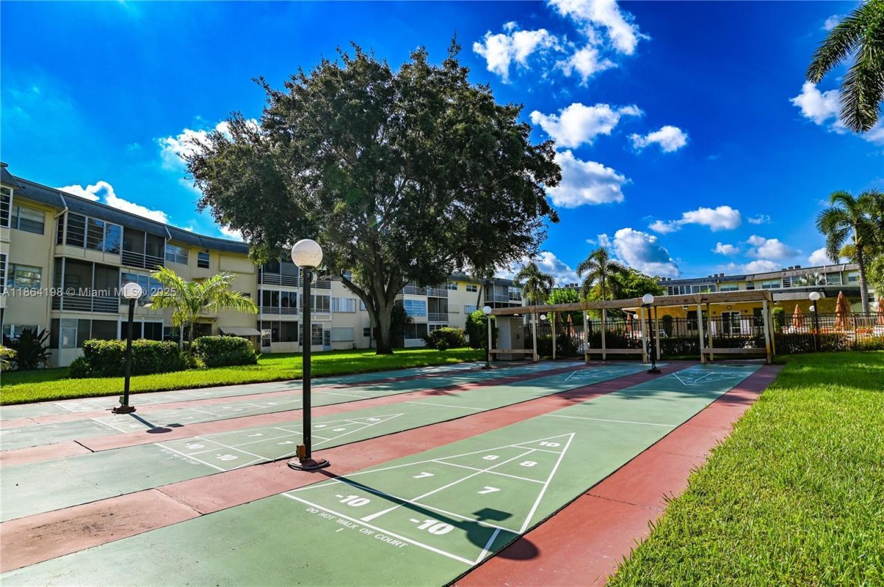4441 NW 16th St, Unit J301, Lauderhill, FL 33313 Photo