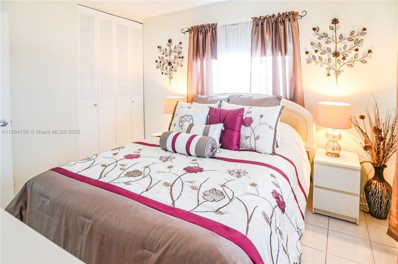 4441 NW 16th St, Unit J301, Lauderhill, FL 33313 Photo