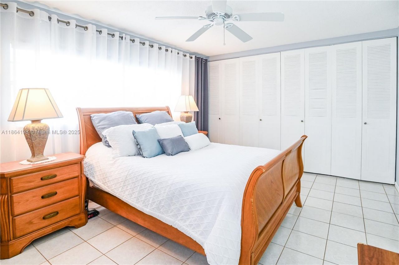 4441 NW 16th St, Unit J301, Lauderhill, FL 33313 Photo