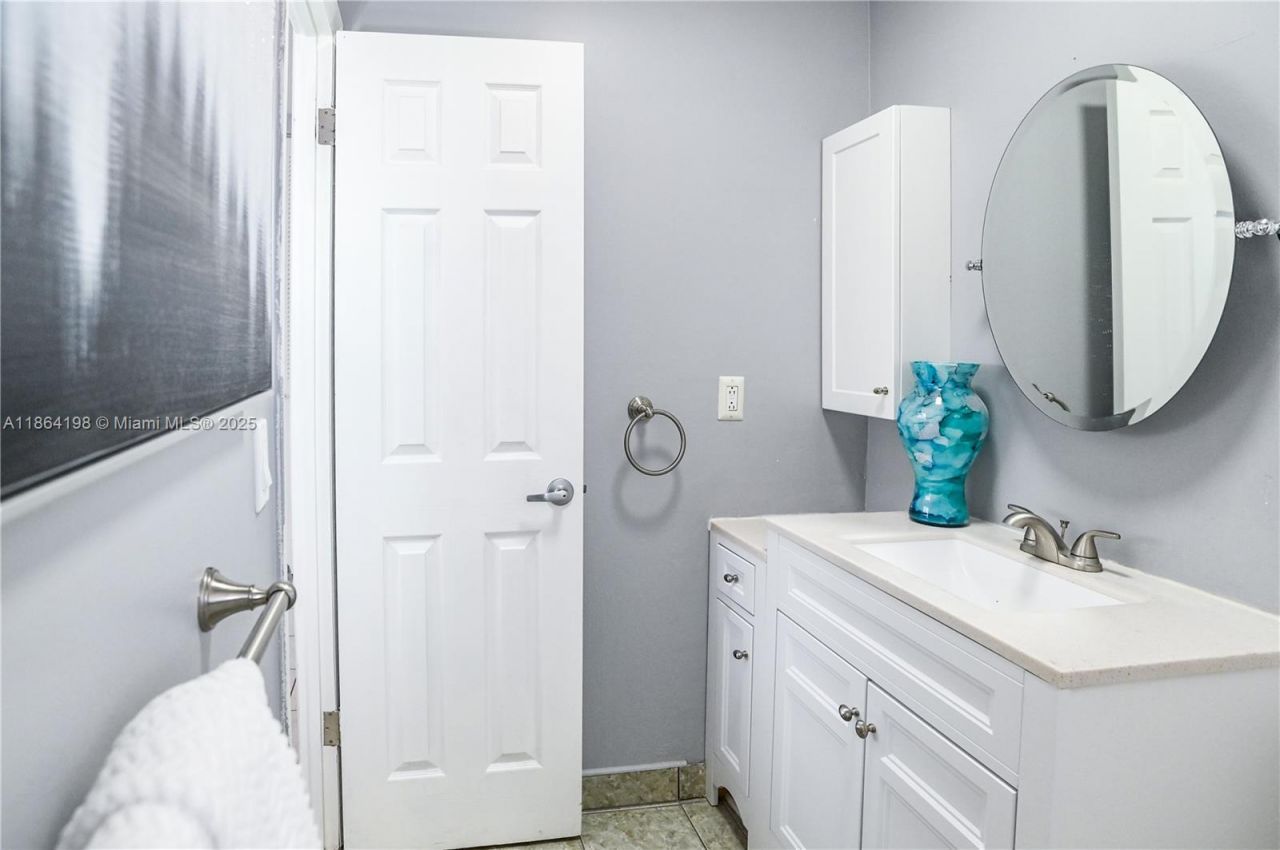 4441 NW 16th St, Unit J301, Lauderhill, FL 33313 Photo