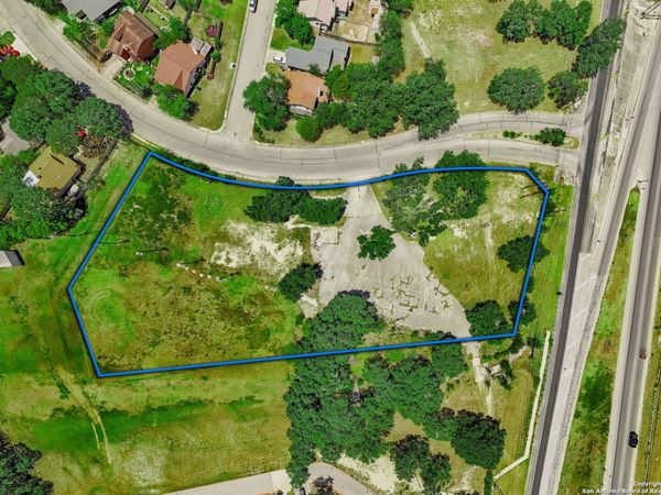 5550 Mountain Vista, San Antonio, TX 78247