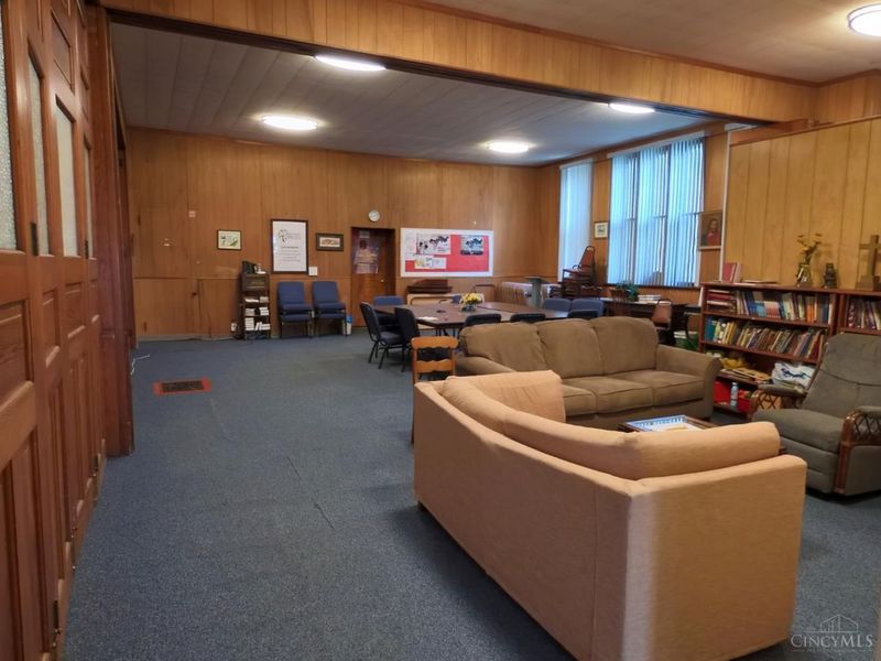 4808 Eastern Avenue, Cincinnati, OH 45208 Photo 8