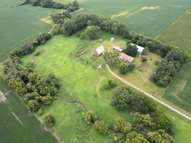 1153 360th Street, Taunton, MN 56291