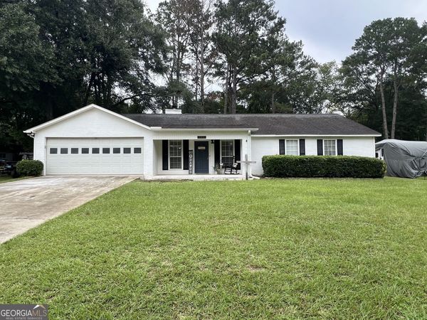 113 Camelot Drive, Dublin, GA 31021