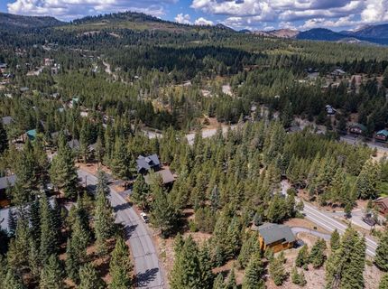 13854 Northwoods Boulevard, Truckee, CA 96161 Photo