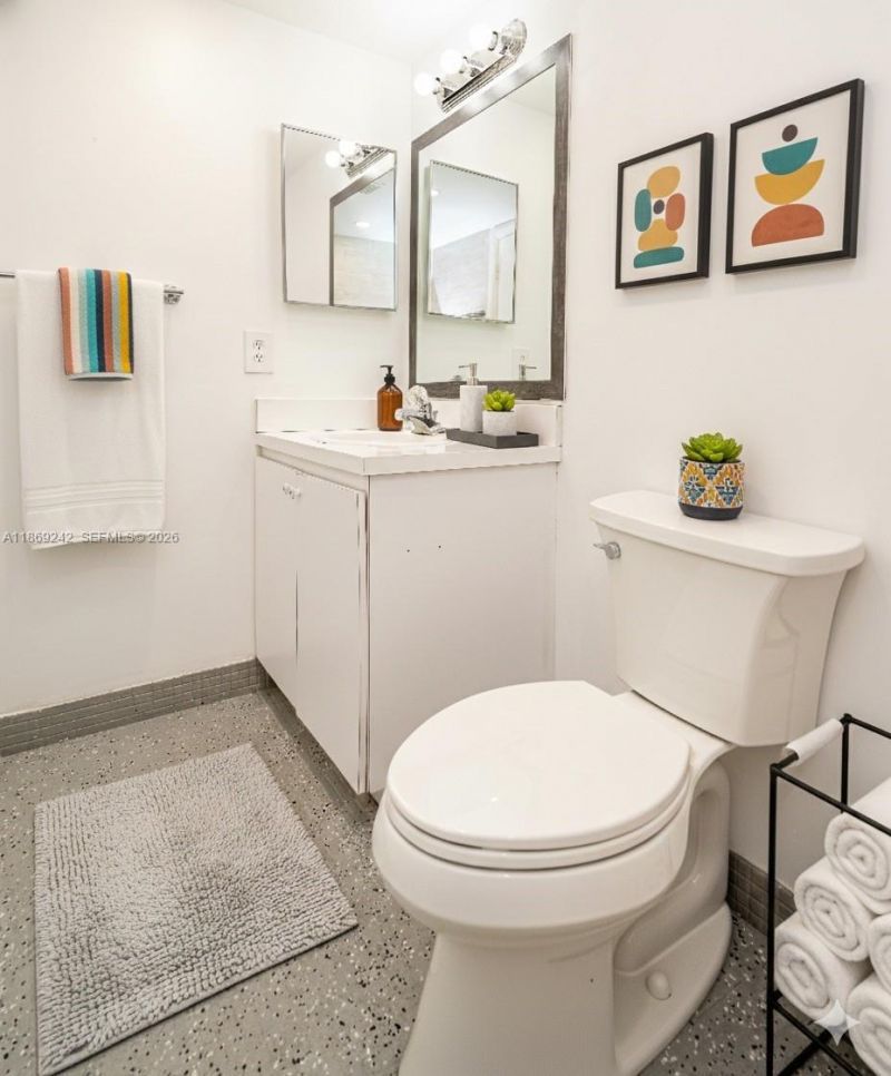 402 Capri I, Unit 402, Delray Beach, FL 33484 Photo