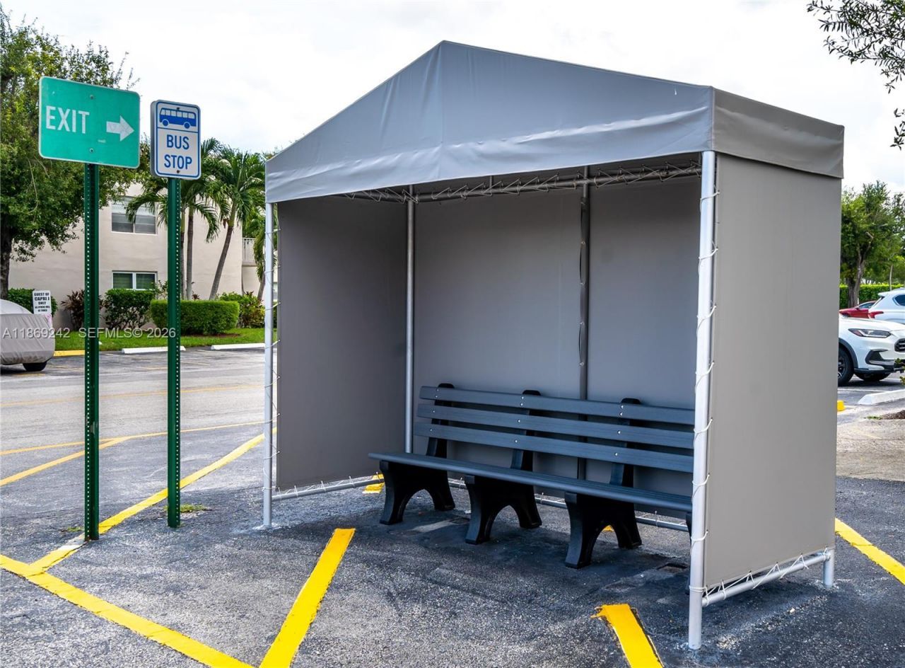 402 Capri I, Unit 402, Delray Beach, FL 33484 Photo