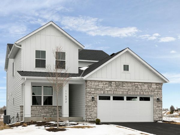 11542 202nd Street W, Lakeville, MN 55044
