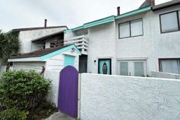 306 21st Ave. S photo 4