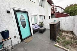 306 21st Ave. S photo 4