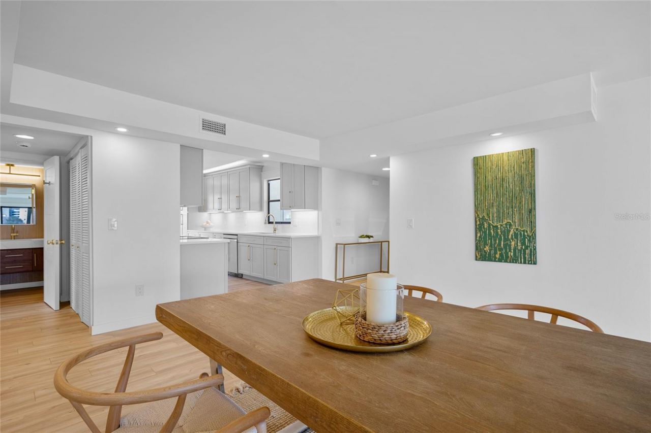 7867 Sailboat Key Blvd S, Unit 201, South Pasadena, FL 33707 Photo