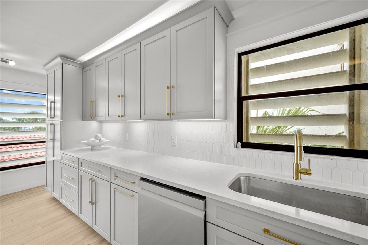 7867 Sailboat Key Blvd S, Unit 201, South Pasadena, FL 33707 Photo