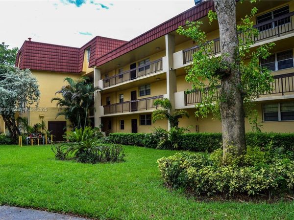 3490 Foxcroft Rd, Unit B212, Miramar, FL 33025