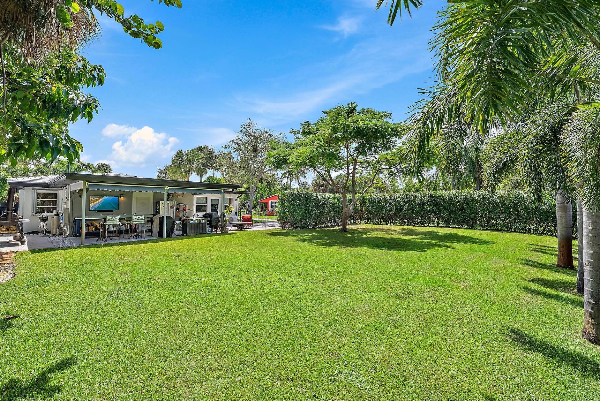 631 S Palmway, Lake Worth Beach, FL 33460 Photo