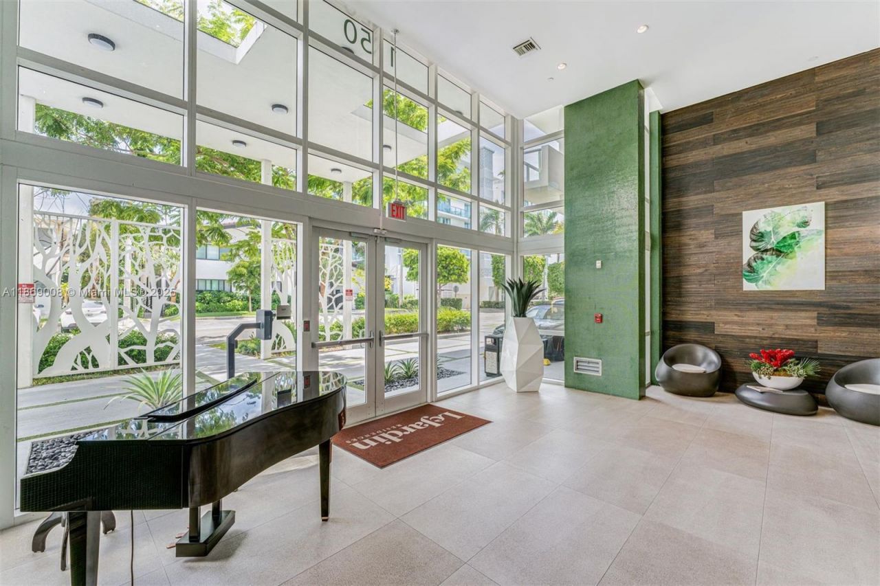 1150 102nd St, Unit 703, Bay Harbor Islands, FL 33154 Photo