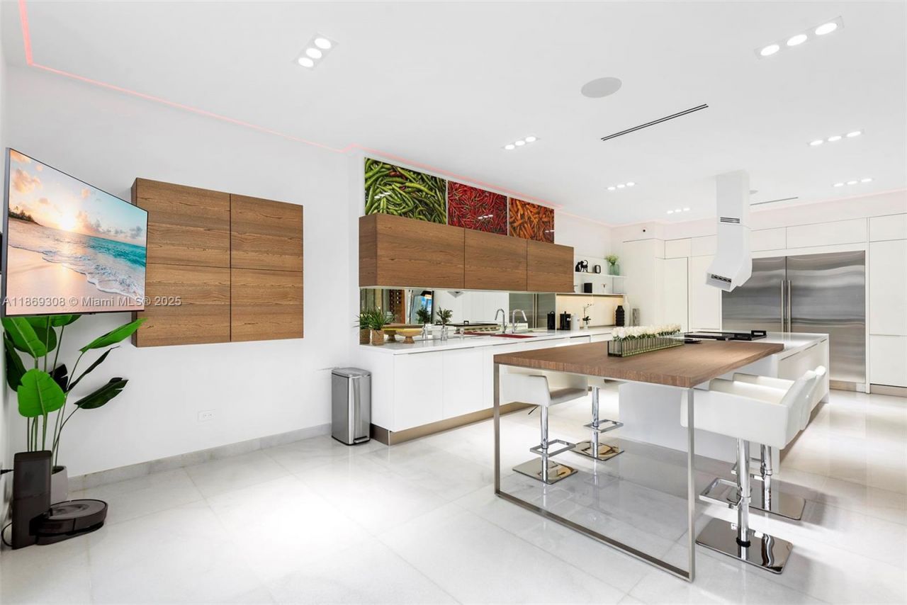 7450 SW 102nd St, Pinecrest, FL 33156 Photo