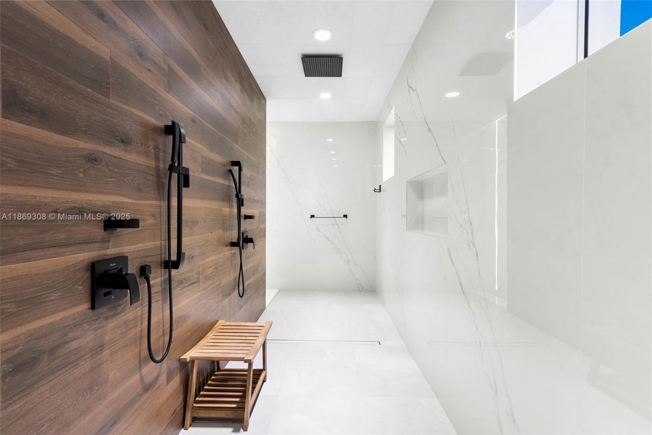 7450 SW 102nd St, Pinecrest, FL 33156 Photo